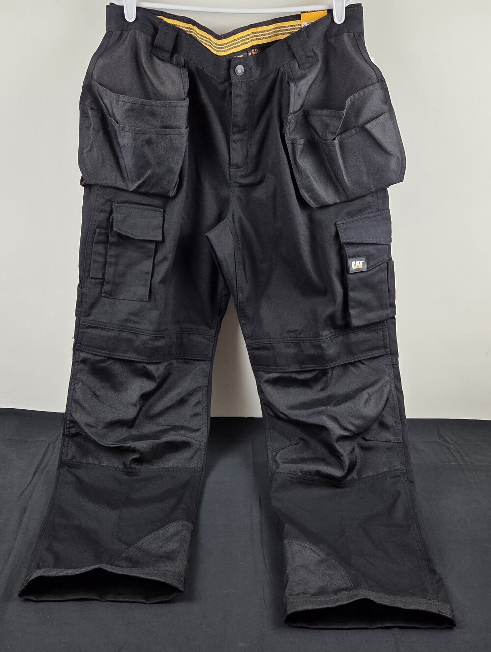 CAT Trademark Cargo Work Pants Mens 38x32 Black Relaxed Leg